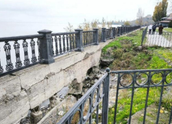 Таганрогская набережная обваливается пока власти ищут деньги на ремонт