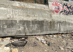 "И так сойдет!" — спуск к главному пляжу Таганрога вновь под угрозой обрушения 