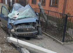 В жуткой аварии в Таганроге погиб мужчина 