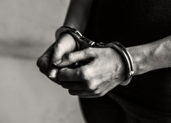 На КПП "Матвеев Курган" задержали пассажирский автобус со взрывчаткой