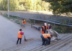Таганрог становится настолько «чистым» что дворникам приходится самим добавлять себе работу