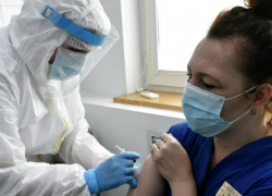 В Таганроге сделали прививку от коронавируса 118 804 человека