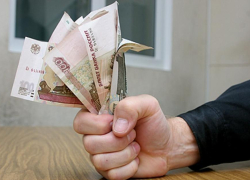 Житель Украины пойдет под суд за попытку дачи взятки сотруднику таможни