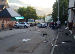 Два таганрожца чудом выжили в смертельном ДТП в Кисловодске 