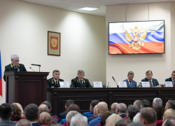  Своя команда? Ростовский облсуд возглавят все приезжие, и они земляки