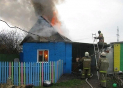 Магазин и частный дом загорелись в Таганроге