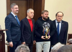 Тренер из Таганрога Анатолий Галян признан лучшим в регионе по итогам футбольного сезона