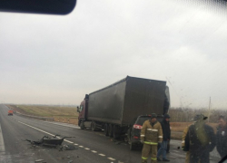  Под Таганрог из-за ДТП загорелся автомобиль