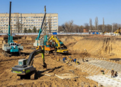Строительство новой больницы в Таганроге взяли на особый контроль: объект включили в федеральный «белый список»