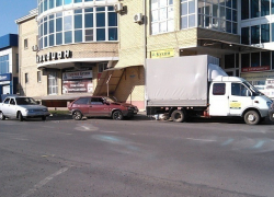В Таганроге в результате тройного ДТП пострадал мужчина