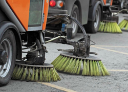 На уборку дорог в Таганроге потратят 23,7 миллиона рублей