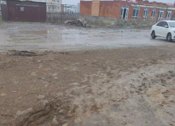 Виноват климат: власти Таганрога объяснили вопиющие кондиции дороги на 1-м Новом