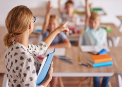 Таганрогские педагоги удостоены почётного звания 