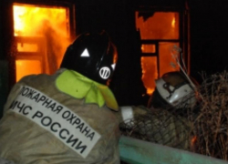 В четырех пожарах под Таганрогом на выходных спасли людей