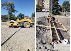 В Таганроге продолжаются работы по благоустройству Северной площади 