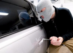 Юный серийный автовор закончил свою карьеры в КПЗ Таганрога