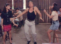 Полюбившийся таганрогской молодежи клип оценил Жан-Клод Ван Дамм