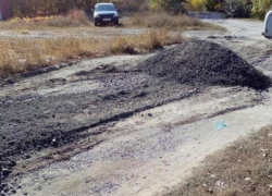 МКУ «Благоустройство» не спешит класть асфальт на Калужском проезде