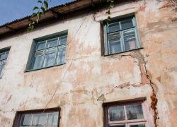 Четыре аварийных дома Таганрога готовят под снос