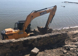 У Центрального пляжа Таганрога появился шанс: начались восстановительные работы