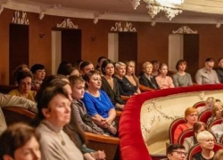 Таганрожцев ознакомили с программой праздничных мероприятий ко Дню города