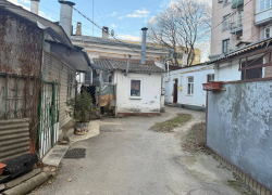 Очередной ночной дебош в Клубном переулке Таганрога 