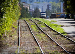 В Таганроге рельсы у завода «Прибой» должны засверкать новизной