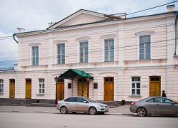 Инвалиды Таганрога могут бесплатно посетить детский спектакль