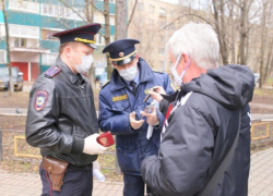 Скажи мошеннику «СТОП!»: полицейские Таганрога проводят профилактические мероприятия