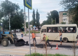 Власти отчитываются о ремонте дорог, а горожане пишут жалобы