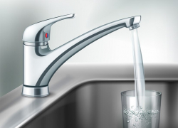 В связи с проведением работ на нескольких улицах Таганрога вода будет поступать с пониженным давлением