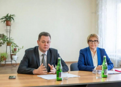 Сити-менеджер Таганрога пошел в народ заполнять «Народный журнал»