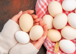 Таганрожцам объяснили, почему произошло подорожание яиц