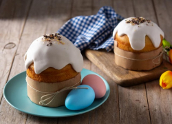 Таганрожцам напомнили, сколько можно съесть кулича в день