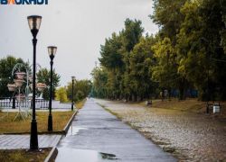  Из крайности в крайность: таганрожцам пообещали резкое похолодание и дождь