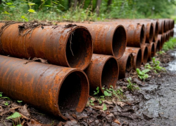 Сотни метров бесхозной канализации в Таганроге: власти ищут владельца