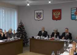 Получить много денег и застроить Таганрог: темы финального заседания Городской Думы