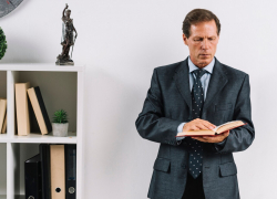 Заместитель южного транспортного прокурора проведет личный прием граждан в пункте пропуска Весело-Вознесенки