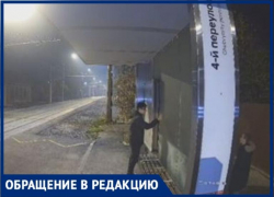 Новые трамвайные павильоны в Таганроге берут огонь вандалов на себя