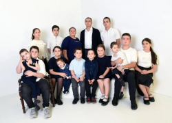 Таганроженка Ирина Пащенко, мать 13 детей, получила звание «Мать-героиня»