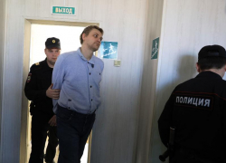  Обвиняемый в отравлении таллием Владислав Шульга собирает деньги для экспертиз
