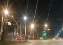 Запрещённый манёвр совершил водитель в центре Таганрога