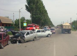 На Мариупольском шоссе в Таганроге в результате ДТП пострадали два человека