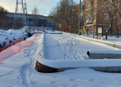 Заморозили ремонт: в Таганроге чинят теплосети, но холода работать мешают