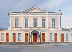 Таганрогский театр имени Чехова отметит 1 апреля символично