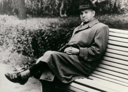 Авиаконструктору Бериеву — 121 год