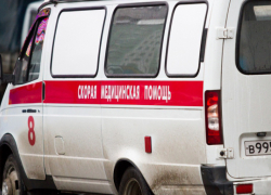 В Таганроге женщина попала под колеса автомобиля