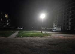 Крик из темноты услышан: на окраине Таганрога установили фонари на улице 