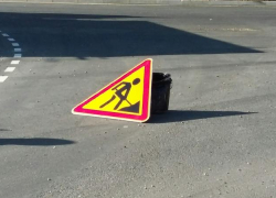 Ямочный ремонт зимой: в Таганроге начали латать дороги специальной «холодной» смесью