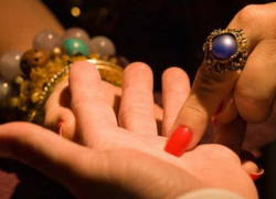 В Таганроге расследуют дело двух гадалок